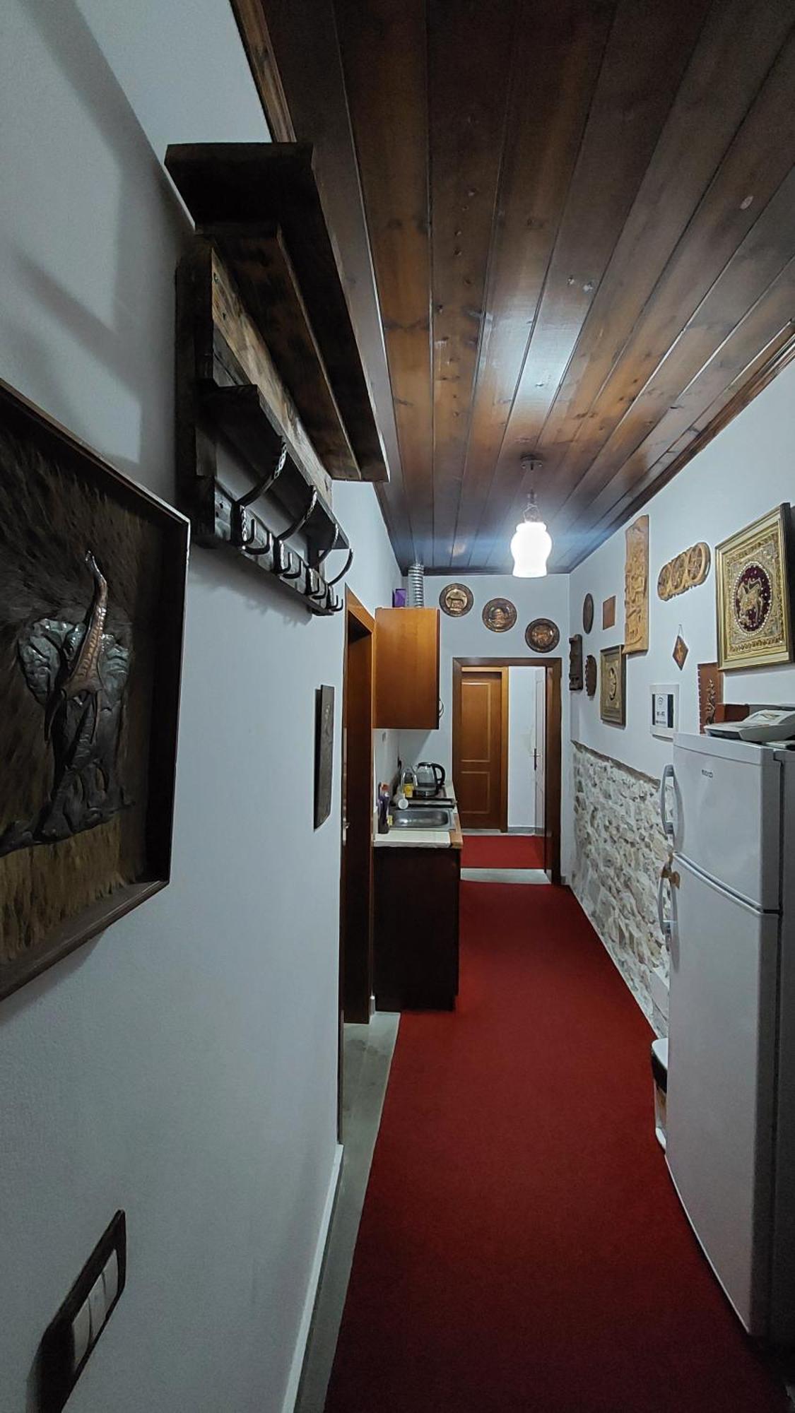 Hava Baci Appartement Berat Buitenkant foto