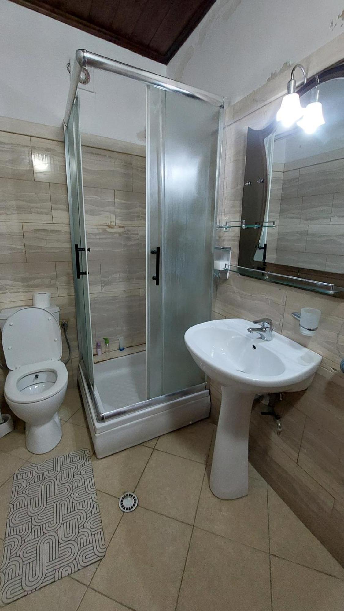 Hava Baci Appartement Berat Buitenkant foto